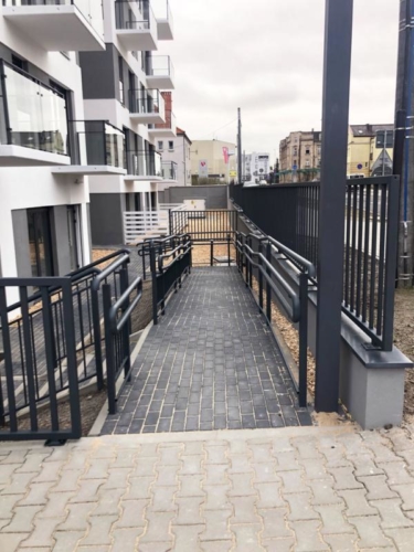 Balustrady stalowe, cynkowane, malowane proszkowo - KIM Ogrodzenia Budzyń - realizujemy zlecenia w Chodzieży, Budzyniu, Pile, Poznaniu i innych miastach Wielkopolski