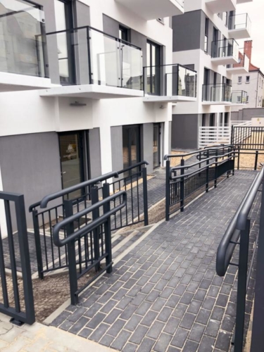 Balustrady stalowe, cynkowane, malowane proszkowo - KIM Ogrodzenia Budzyń - realizujemy zlecenia w Chodzieży, Budzyniu, Pile, Poznaniu i innych miastach Wielkopolski