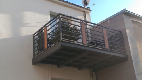 Balustrady zewnętrzne i wewnętrzne, stalowe, nowoczesne,  tradycyjne, ozdobne - KIM Ogrodzenia Budzyń