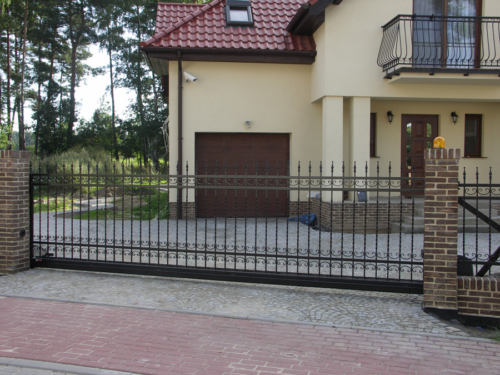 Projektujemy, wykonujemy i montujemy furtki, bramy przesuwne, skrzydłowe - KIM Ogrodzenia Budzyń