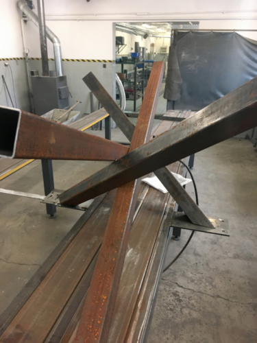 Nowoczesny stół metalowy - KIM Ogrodzenia Budzyń