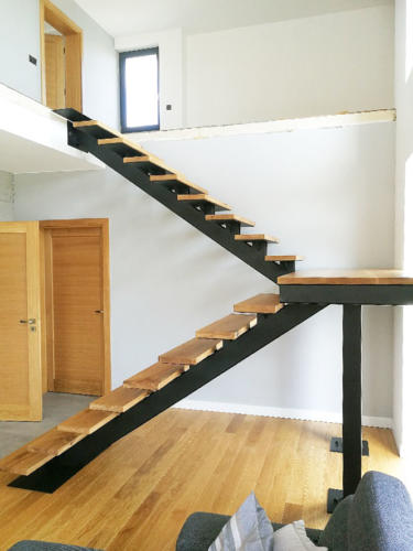 Designerskie-schody-metalowo--drewniane - KIM Ogrodzenia Budzyń