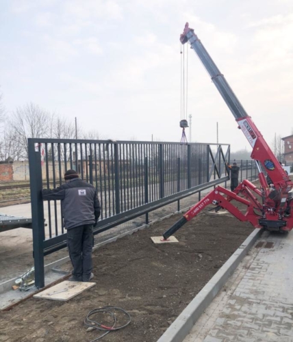 Montaż bramy przesuwnej 13,5 metra - KIM Ogrodzenia Budzyń