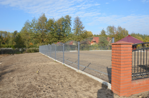 Wykonujemy ogrodzenia systemowe - z paneli lub z siatki - KIM Ogrodzenia Budzyń