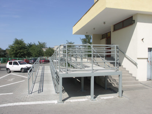 Wykonujemy i montujemy podjazdy i pochylnie dla niepełnosprawnych - KIM Ogrodzenia Budzyń