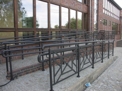 Wykonujemy i montujemy podjazdy i pochylnie dla niepełnosprawnych - KIM Ogrodzenia Budzyń