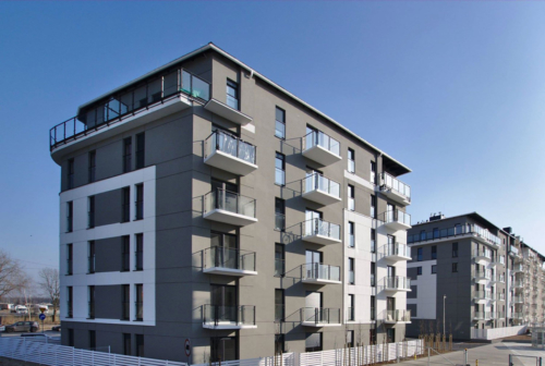 Wykonujemy i montujemy różne elementy ślusarki budowlanej - zadaszenia, poręcze, daszki - KIM Ogrodzenia Budzyń